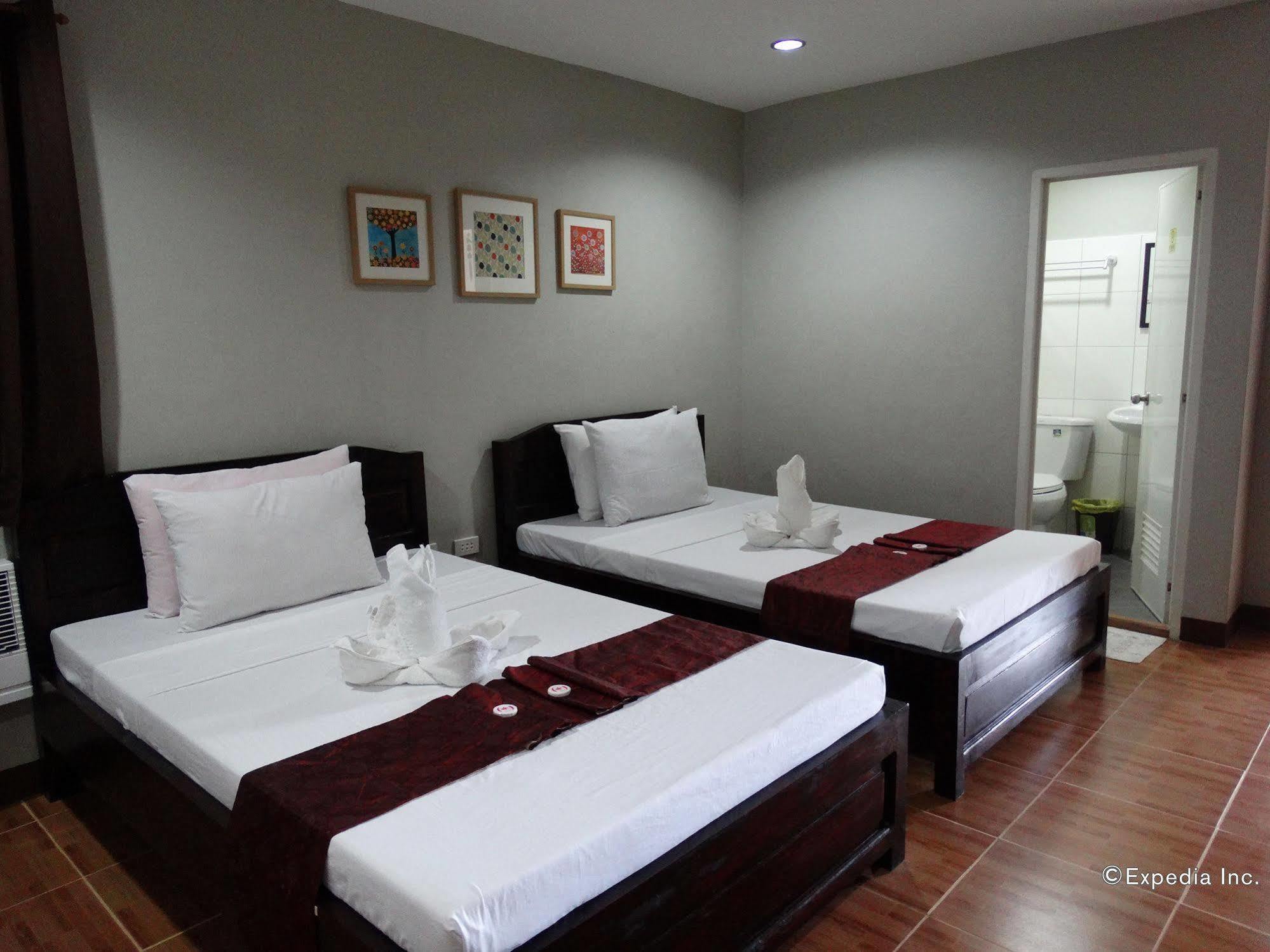 Harbour Gardens Tourist Inn Tagbilaran-stad Buitenkant foto