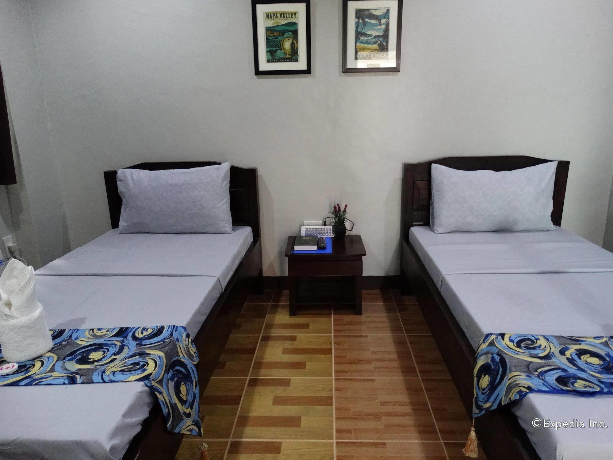 Harbour Gardens Tourist Inn Tagbilaran-stad Buitenkant foto
