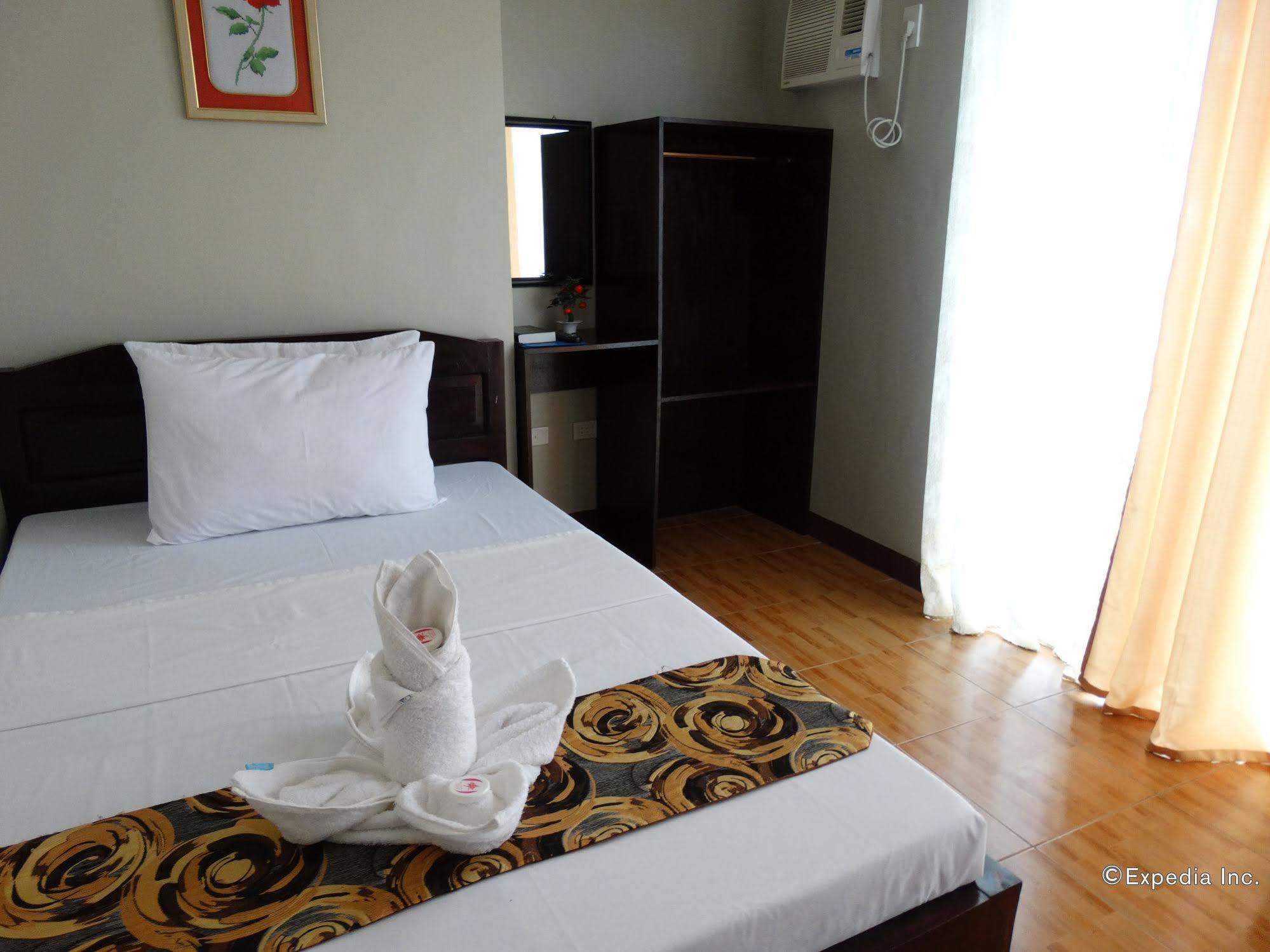 Harbour Gardens Tourist Inn Tagbilaran-stad Buitenkant foto