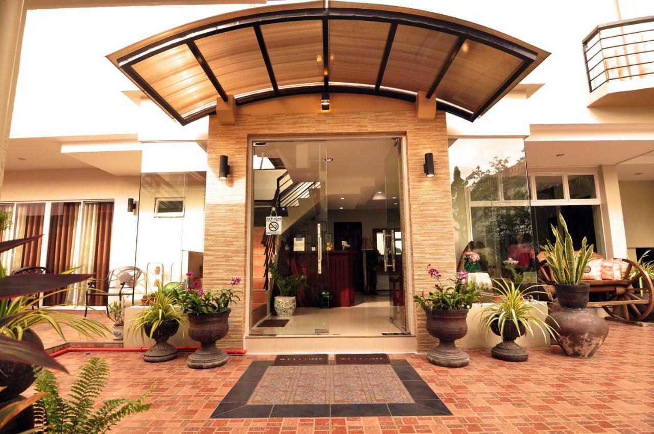 Harbour Gardens Tourist Inn Tagbilaran-stad Buitenkant foto
